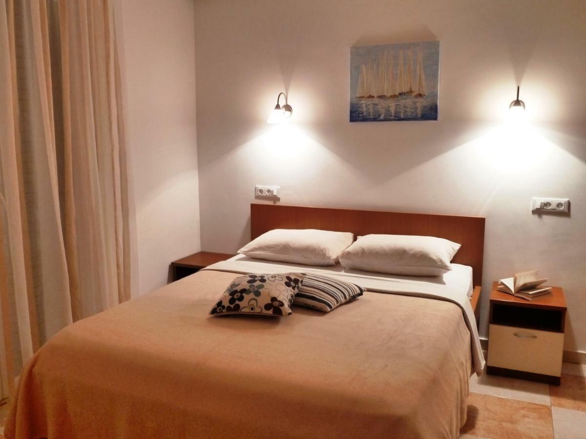 Nice Apartment & Room In ซัฟทัท ภายนอก รูปภาพ